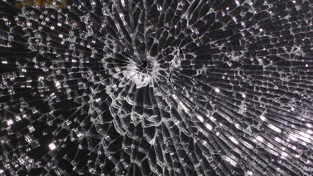 廢廢｜廢舊玻璃回收后，如何加工再利用？